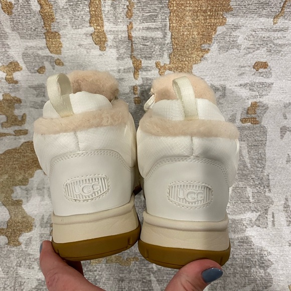 ‼️ Not for Sale ‼️ Uggs Lakesider Zip Puff white - Picture 7 of 7